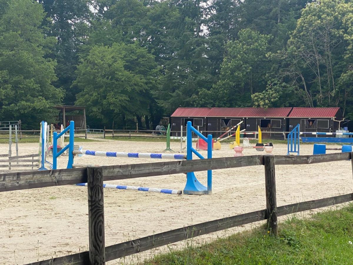 Maison Dans Parc Prive, Sports Et Loisirs Proche Golf Du Coudray Montceaux Le Coudray-Montceaux Eksteriør bilde